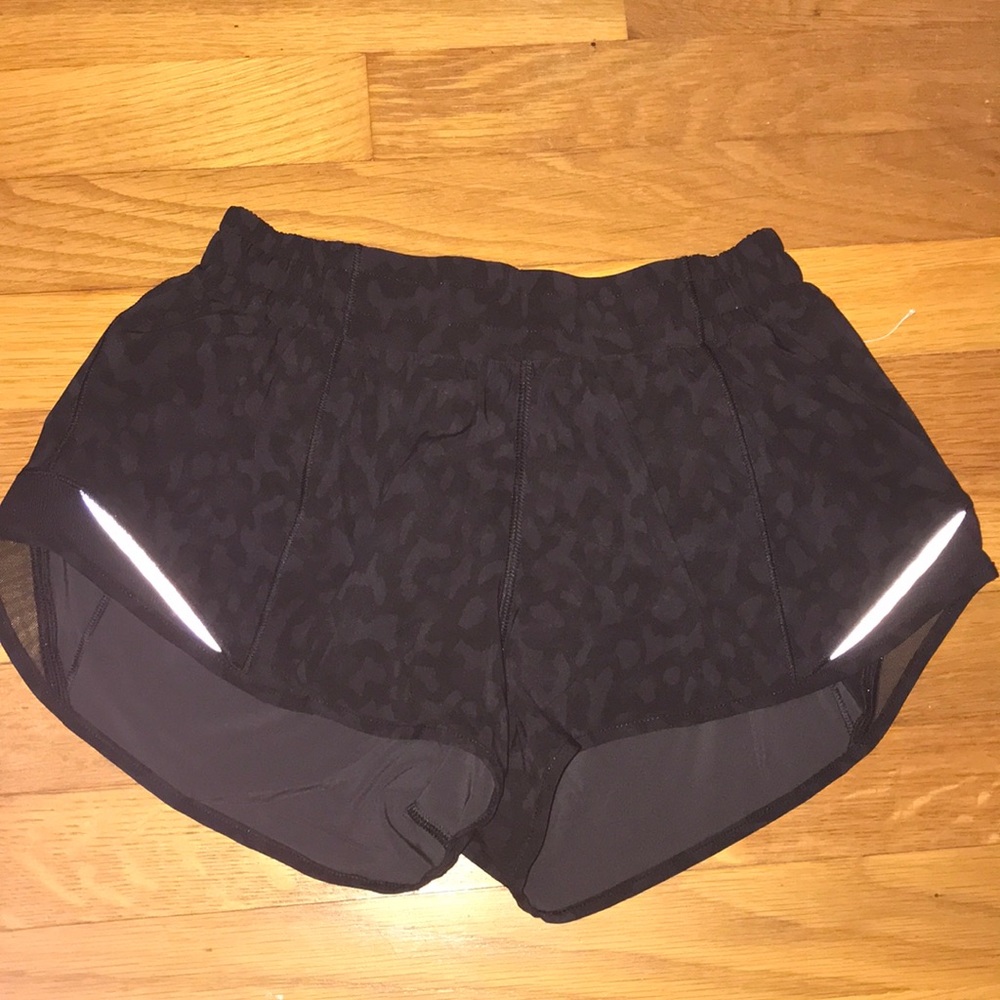 NWOT LULULEMON SHORT
